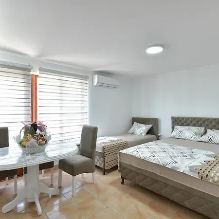 Filipovic アパート